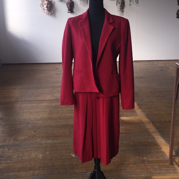 Vintage Dresses & Skirts - Vintage Burgundy Wool Pleated Skirt Set